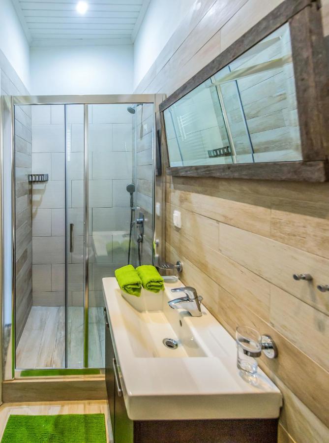 Greenhouse - Kalamata Mediterranean Villas Екстериор снимка